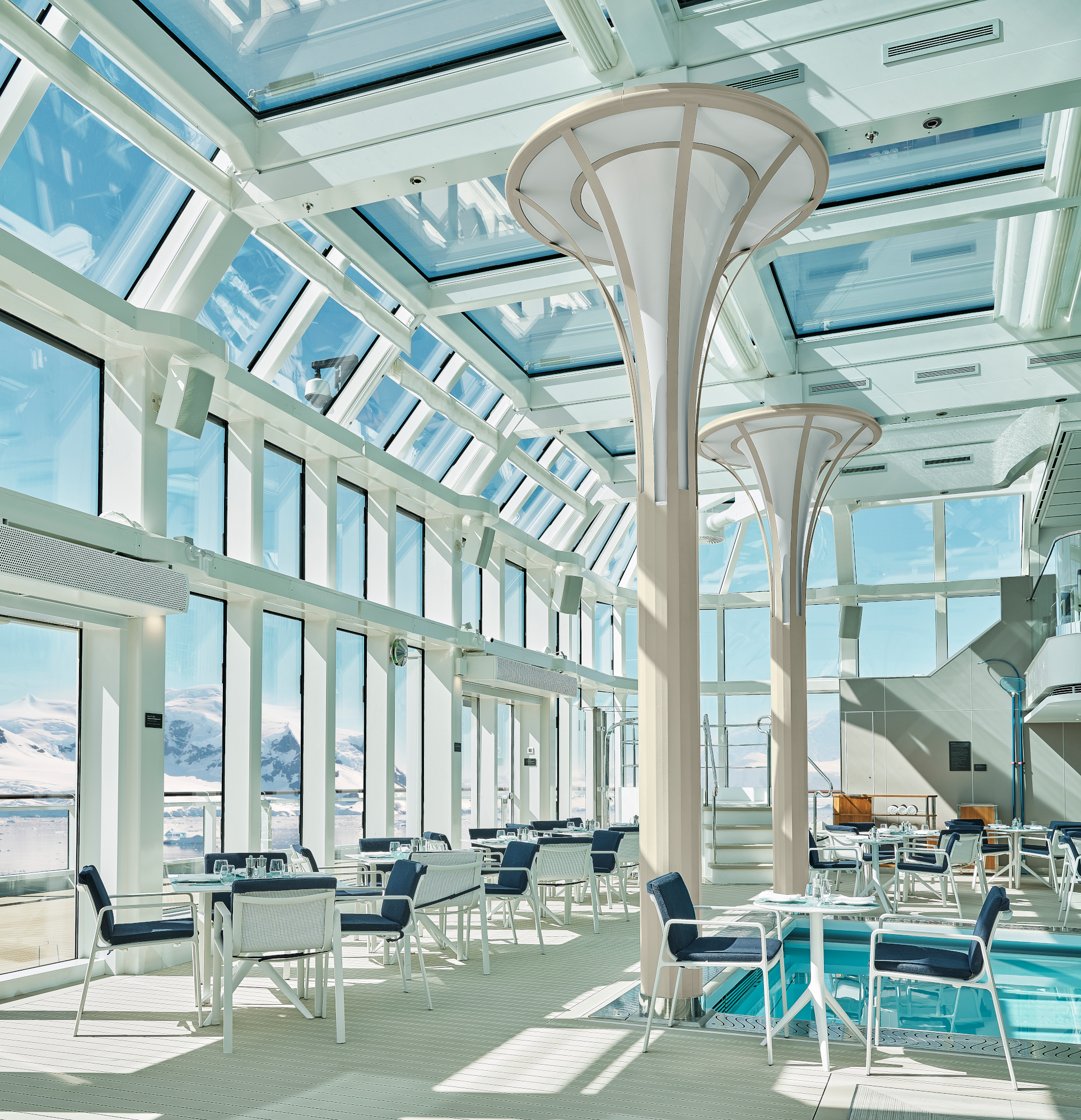 MyCruise Silversea Silver-Endeavour Offentlige-arealer Pool-spa8